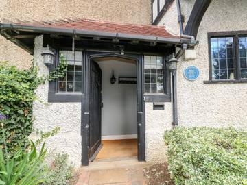 Holiday Rental for 15 People in Peterborough, East of England, Photo 1