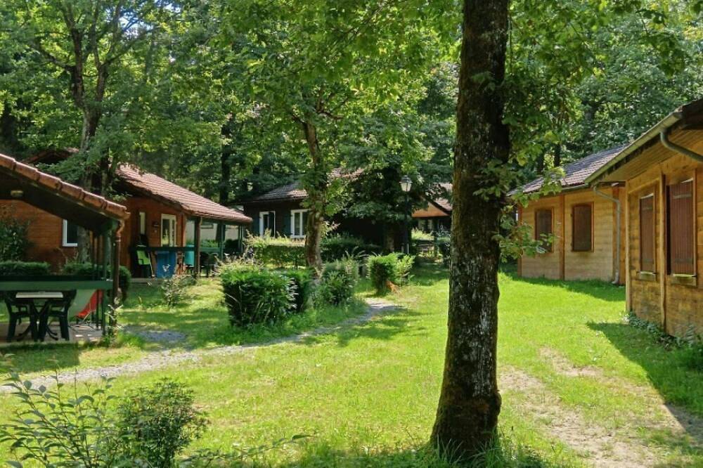 Zecamping 3* piscine locatif Tv Bbq clim 29m2 4 pers in Messery, Thonon-les-Bains und Umgebung