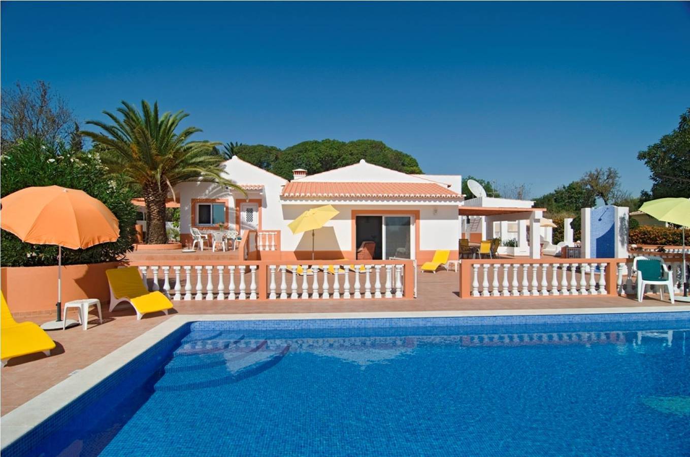 Villa Mariposa, Lagos Strand, privater Pool in São Sebastião, Lagos