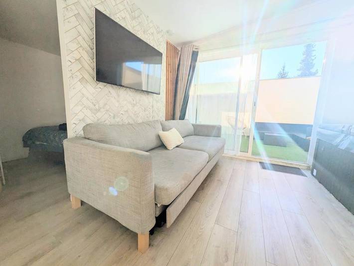 Location de vacances pour 4 personnes, avec jardin ainsi que terrasse et jacuzzi à Vernouillet - 4