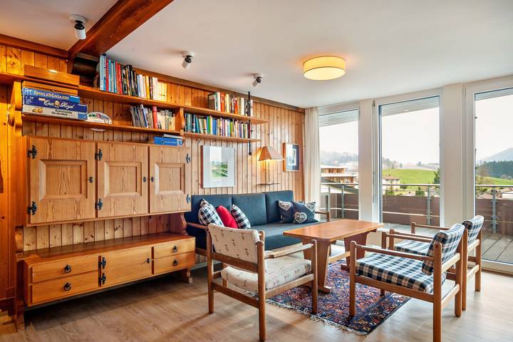 Vakantie Appartement "Rommel" met Uitzicht op de Bergen, Privé Terras & Wi-Fi in Stiefenhofen, Zwaben (Bayern)