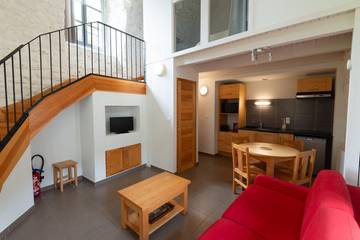 Gîte pour 4 Personnes dans Saint-Pierre-des-Tripiers, Gorges du Tarn, Photo 2