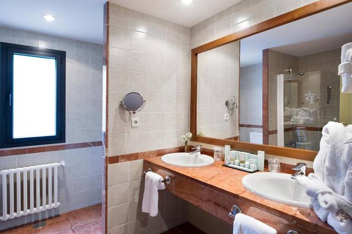 Casa rural con piscina para 2 personas, con jardín además de piscina y terraza en Cantabria - 3