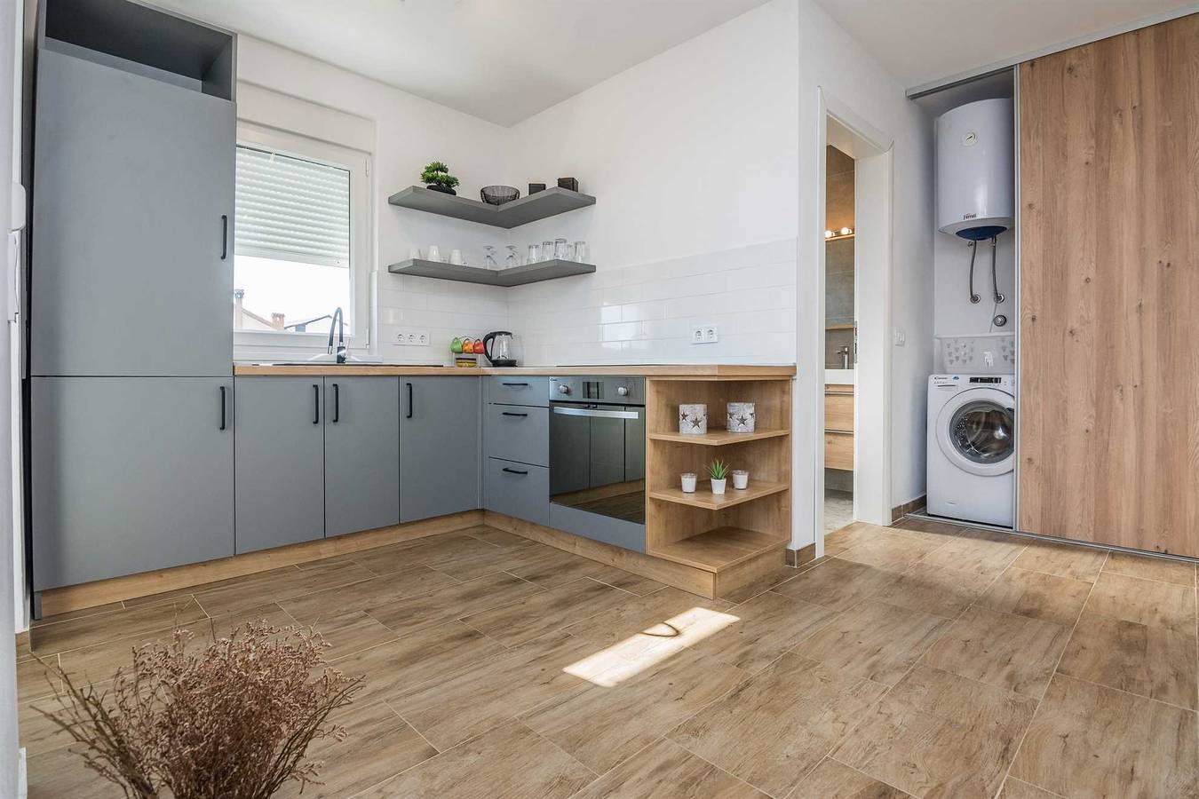 Entire apartment, Newly furnished apartment | for 2-4 persons | quiet location in Vir