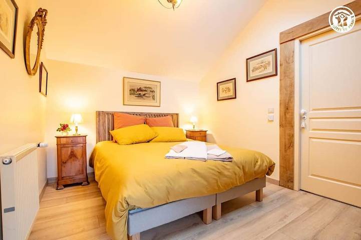 Location de vacances pour 3 personnes, avec jardin et piscine à Buffières - 2