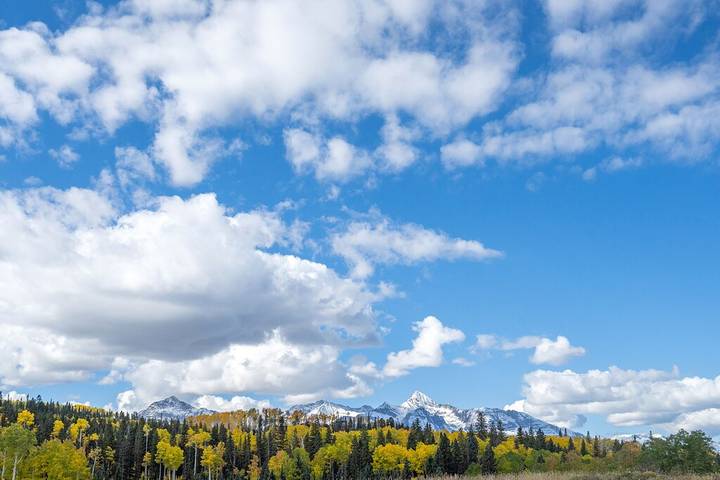 Vacation house for 12 people, with terrace and hot tub as well as yard in Telluride Ski Resort