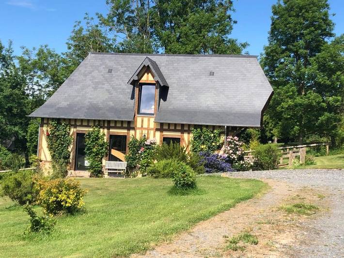 Location de vacances pour 6 personnes, avec vue et jardin, animaux acceptés à Bonneville-la-Louvet - 2