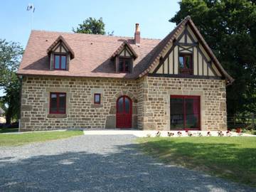 Gîte pour 9 Personnes dans Saint-Denis-de-Villenette, Région d'Alençon, Photo 1