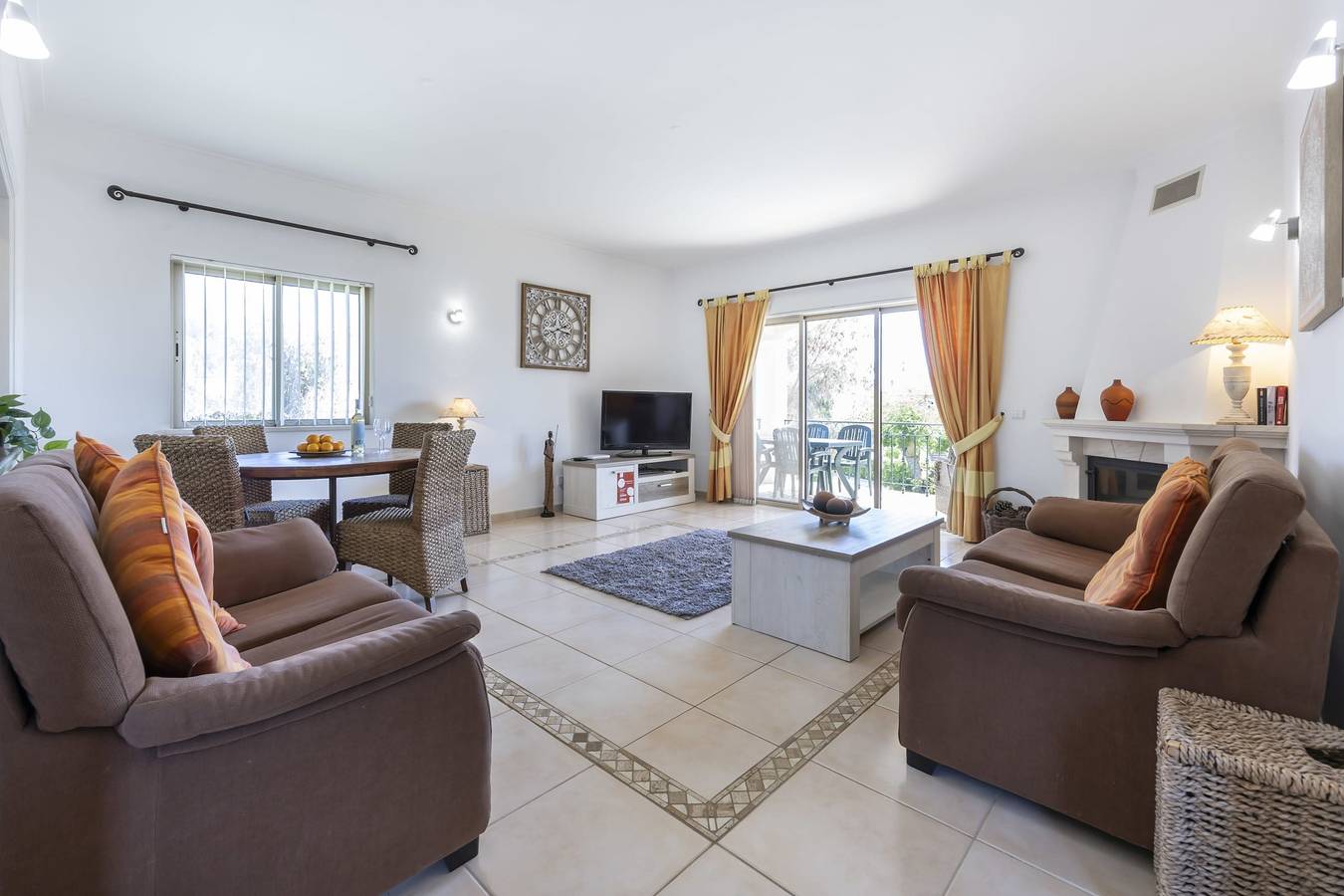 Ganze Wohnung, Casa Alandra - Balkon-Apartment im Golfresort in Estômbar, Lagoa