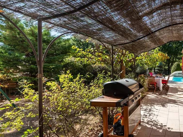 Maison 6 Personnes in Roussillon, Parc naturel régional du Luberon