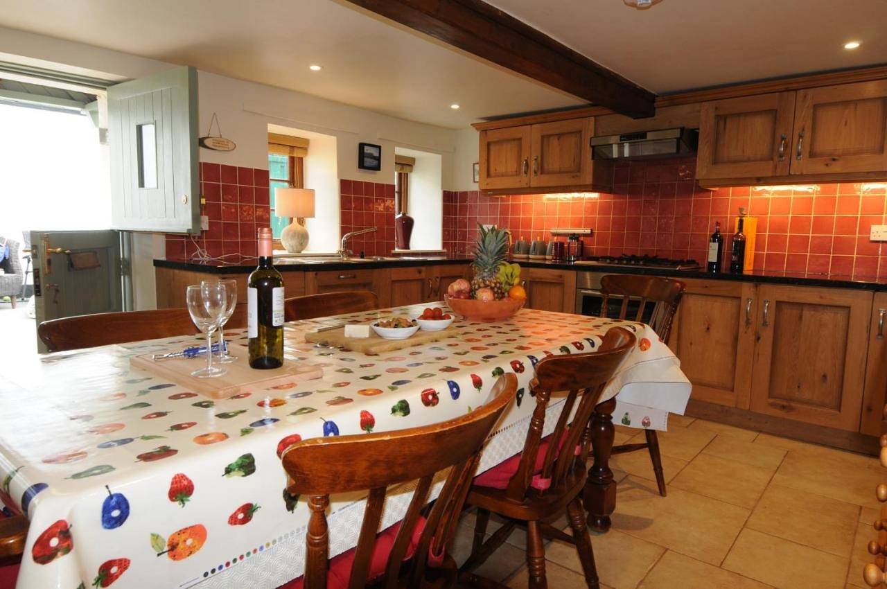 Three-Bedroom Cottage in Charmouth, Dorset