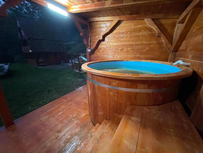 Location de vacances pour 4 personnes, avec vue ainsi que piscine et jardin, animaux acceptés à Alba (Romania) - 3