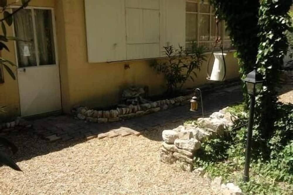 Studio dans maisonette independante in Velleron, Parc naturel régional du Mont-Ventoux