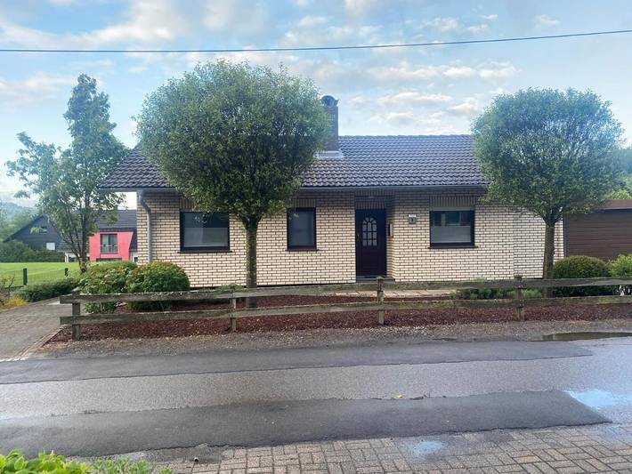 Ferienhaus für 4 Personen, mit Terrasse und Garten sowie Sauna und Ausblick in Willingen