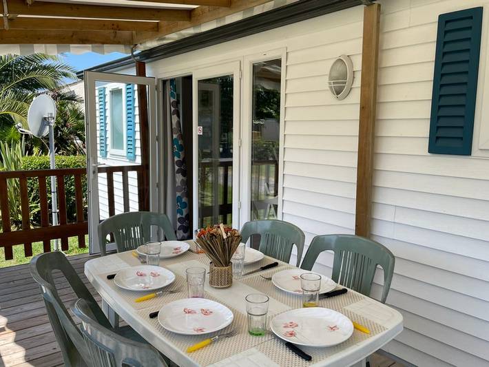 Camping pour 6 personnes, avec terrasse, animaux acceptés à Saint-Pierre-d'Oléron - 2