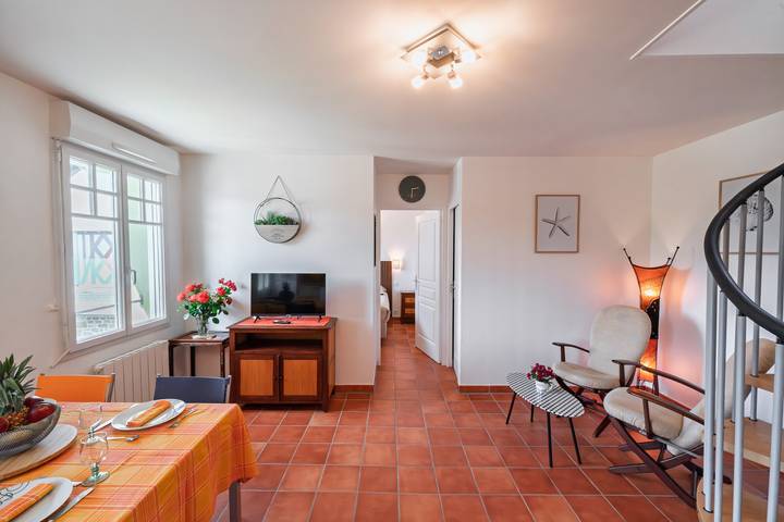 Gîte pour 4 personnes dans Sables d'Or les Pins - 2