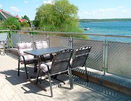 Ferienhaus am Plauer See mit außergewöhnlichem Seeblick und Strandzugang in Alt Schwerin, Plauer See