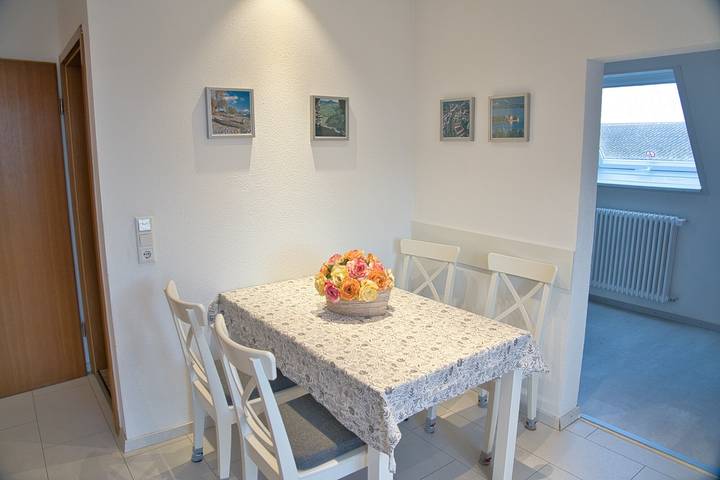 Ganze Wohnung, Ferienwohnung 'Kunibert' mit Balkon und Wlan in Stockach, Landkreis Konstanz