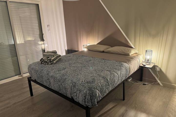 Location de vacances pour 8 personnes, avec jacuzzi ainsi que balcon et jardin à Albias - 4