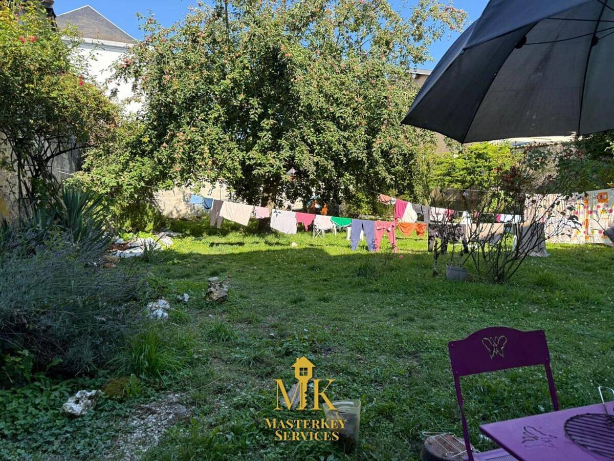 Appartement entier, Le Cloître Jardin privatif, Ligny-en-barrois in Ligny-en-Barrois, Région de Bar-le-Duc