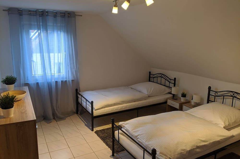 Entire apartment, Bright, modern and newly renovated 77m² apartment in Neu-Anspach, Hochtaunuskreis