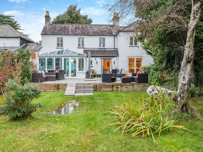 Cottage for 8 people, with garden in Mudeford