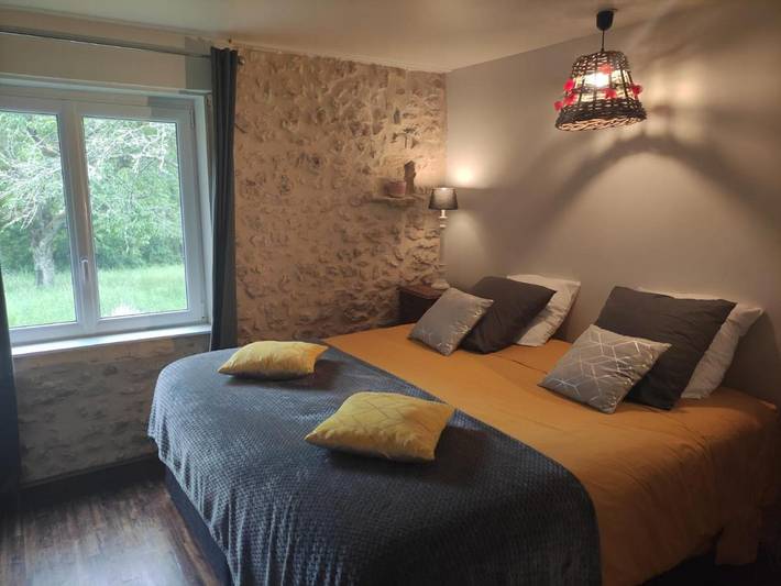 Location de vacances pour 4 personnes, avec Jardin ainsi que Piscine et Vue à Doissat