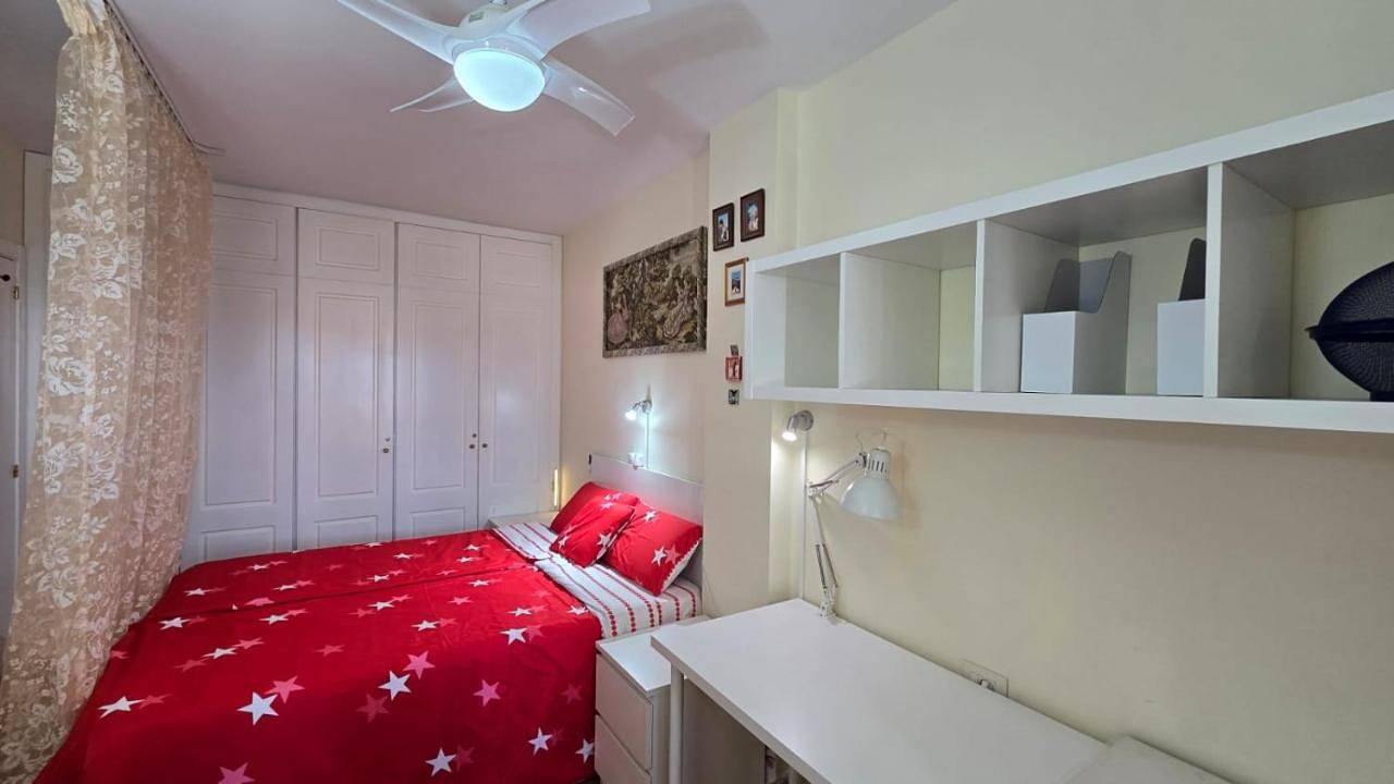 Appartement de vacances entier, Double Room with Shared Bathroom in Castro (Spain), Granadilla de Abona