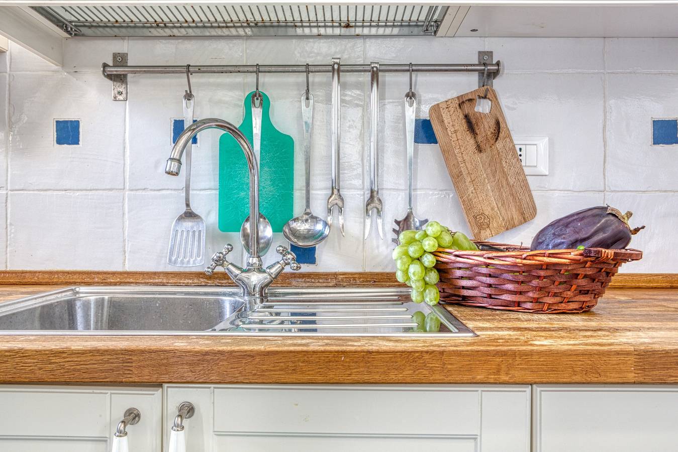 Holiday Home L'Ulivo di Novaglie with Terrace and Air Conditioning, Pet-Friendly in Novaglie, Lecce Province