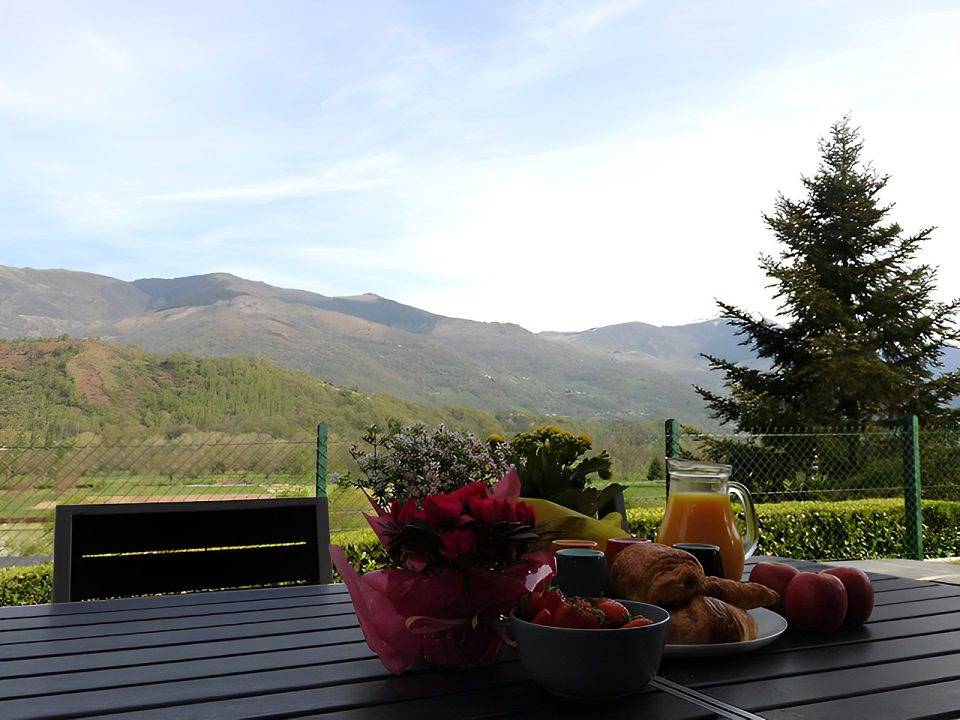 Gite Hautacam - Les Chalets du Balandrau in Ayzac-Ost, Pyrénées