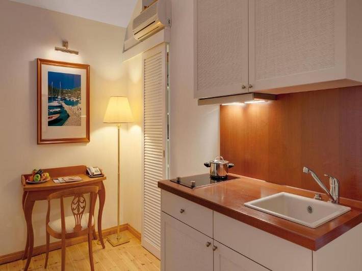 Ferienwohnung für 2 Personen, mit Sauna und Garten sowie Pool und Terrasse, mit Haustier am Schwielowsee - 4