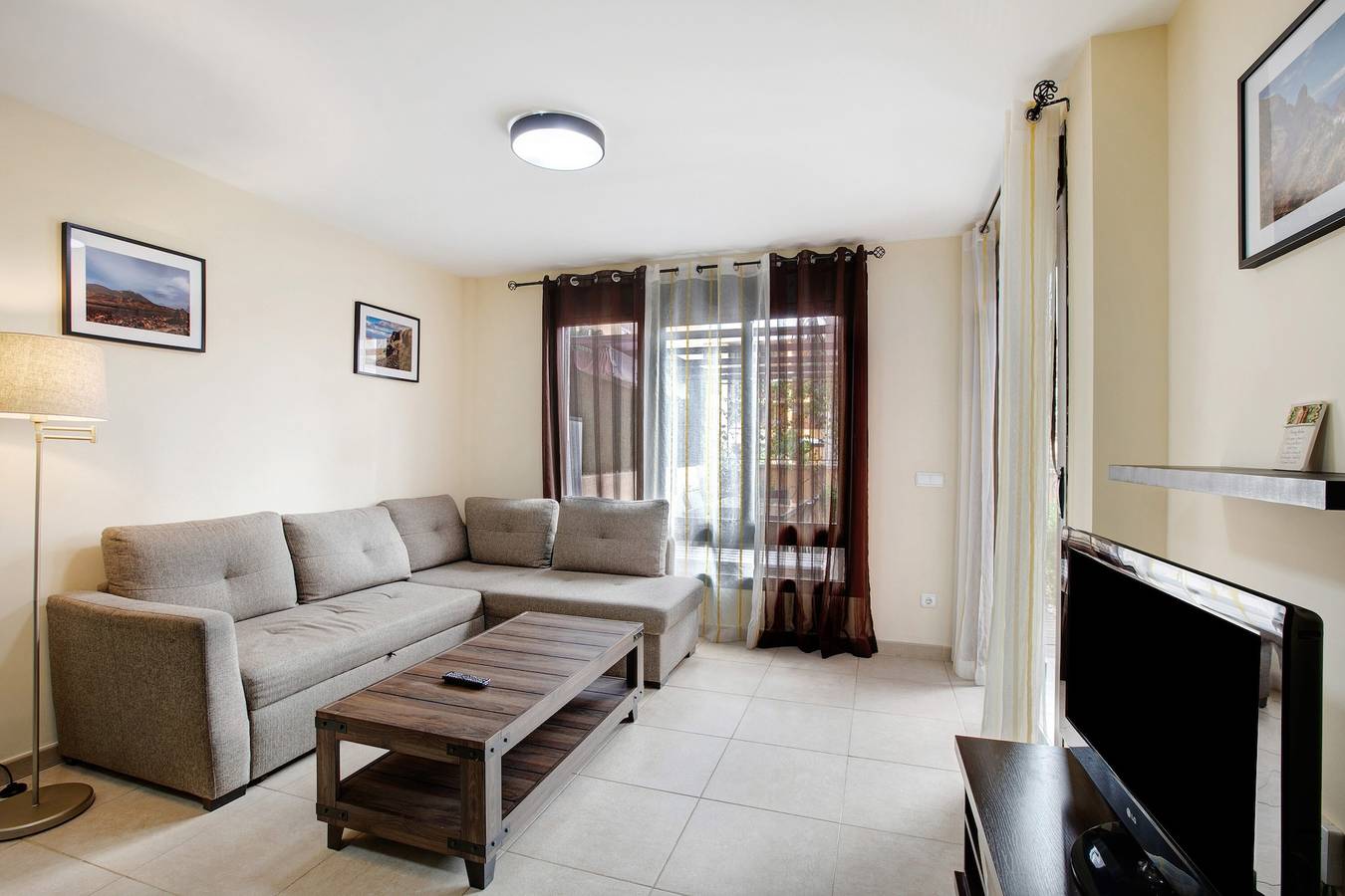 Appartement entier, Maison de vacances "Appartement El Mocan - Palm Mar" avec piscine partagée et Wi-Fi in Palm-Mar, Arona
