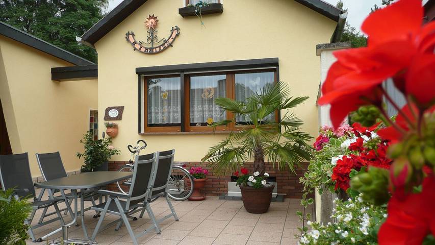 Ferienwohnung für 3 Personen, mit Balkon/Terrasse und Terrasse sowie Garten in Bad Frankenhausen - 2