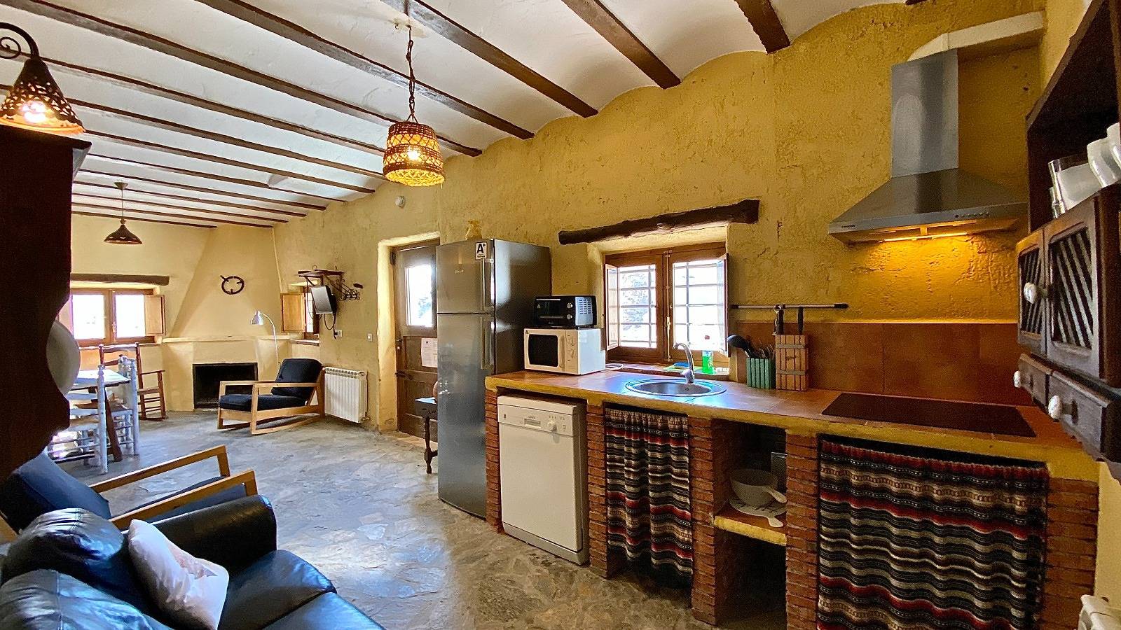 Rural House 'Casa del Horno' with Mountain Views, Shared Pool and Wi-Fi in Taberno, Almería Province