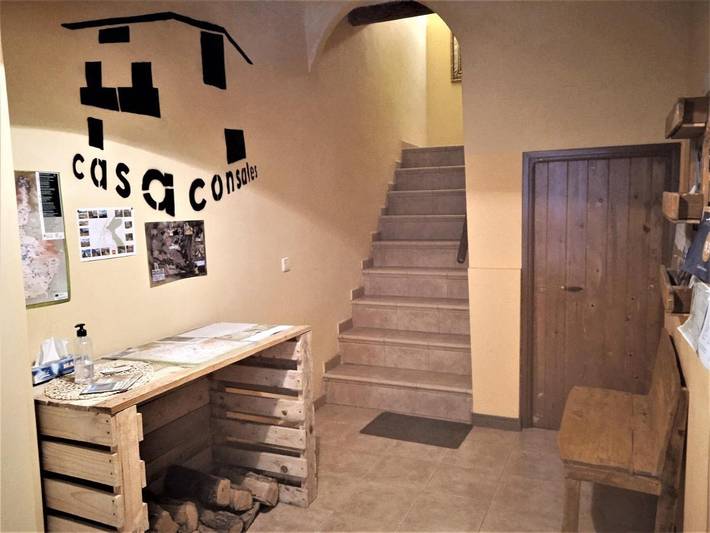 Apartamento para 8 personas, con Balcón además de Terraza y Vistas en Tremp