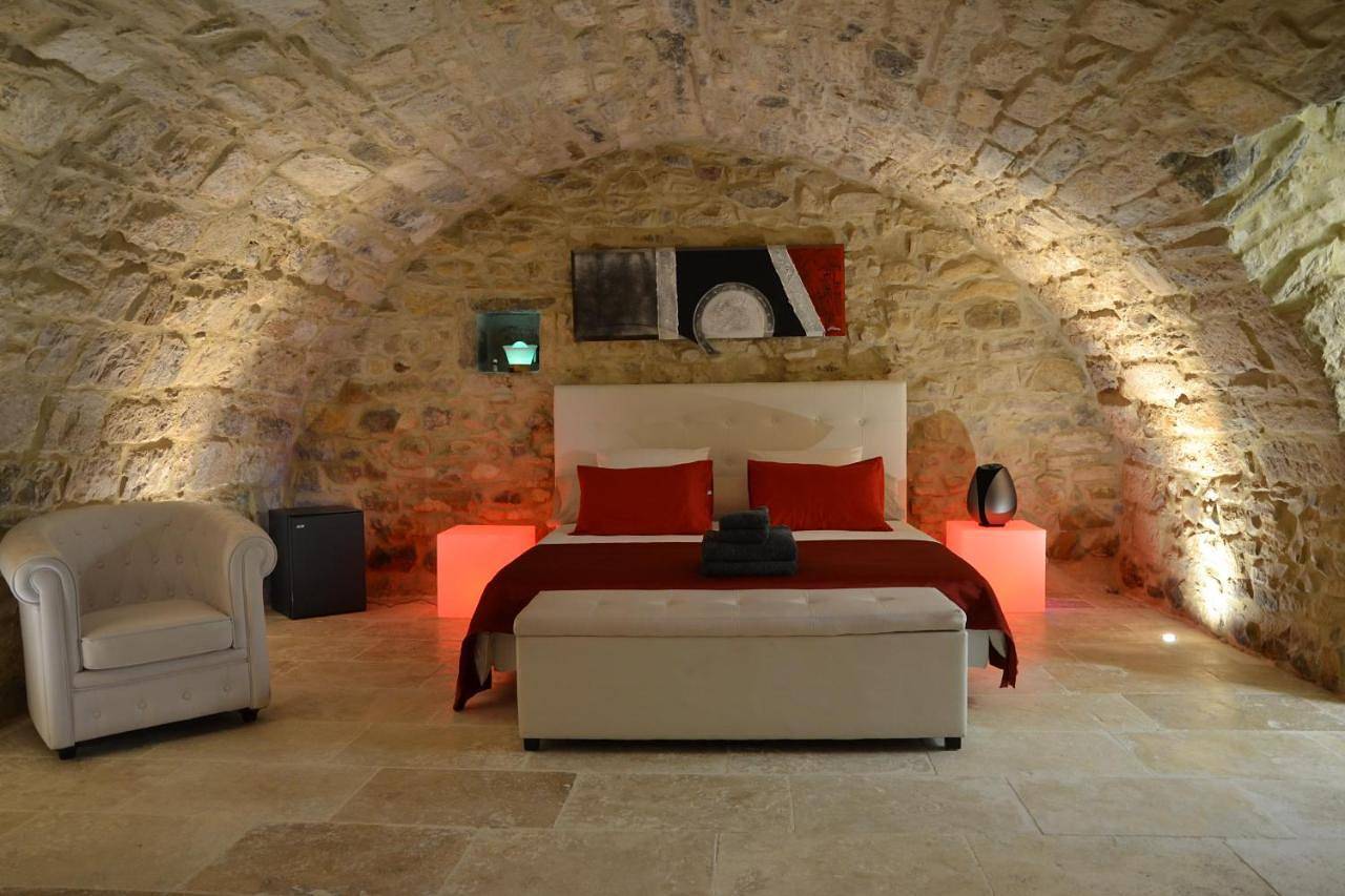 King Room with Spa Bath in Vézénobres, Région d'Alès