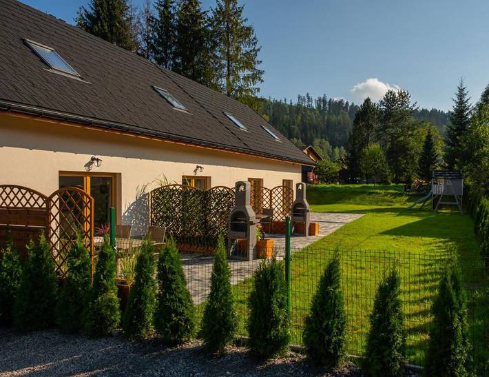 Apartament wakacyjny dla 6 osób, z basen i widok oraz ogród, zwierzęta dozwolone w Wisła