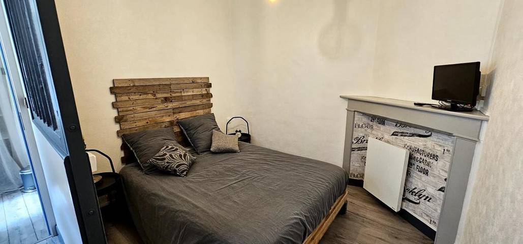 Gîte pour 5 personnes, avec terrasse et jardin à Saint-Martin-d'Ablois - 2