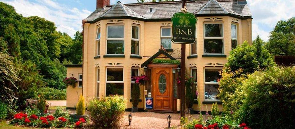 Bed and breakfast for 4 people, with garden in New Forest