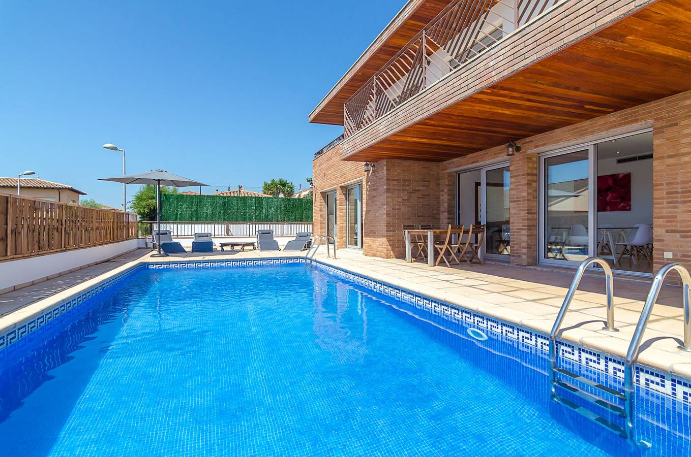 Club Villamar - Dorothy in Blanes, Costa Brava