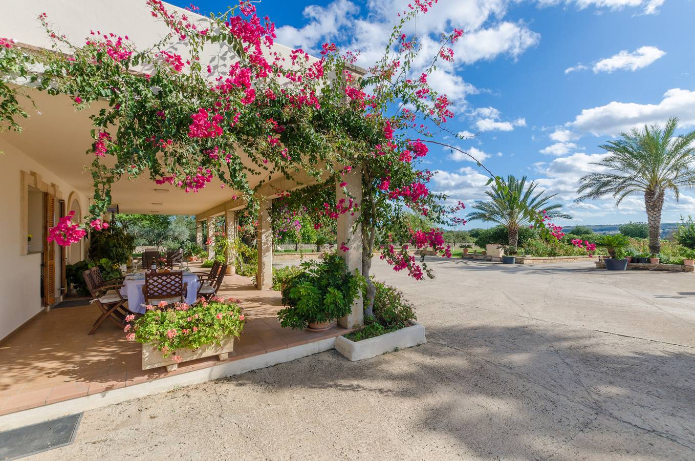 Yourhouse Sa Garriga Finca Darder in Ariany, Interior de Mallorca
