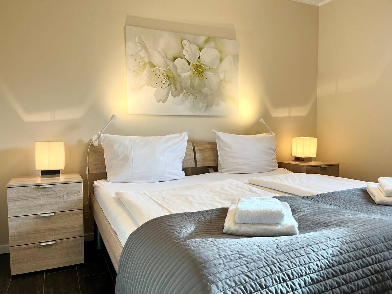 Luxuriöses Haus für 6-8 Personen und Hund mit Sauna, Kamin, Garten und Spielgerüst in Südstrand Pelzerhaken, Ostholstein