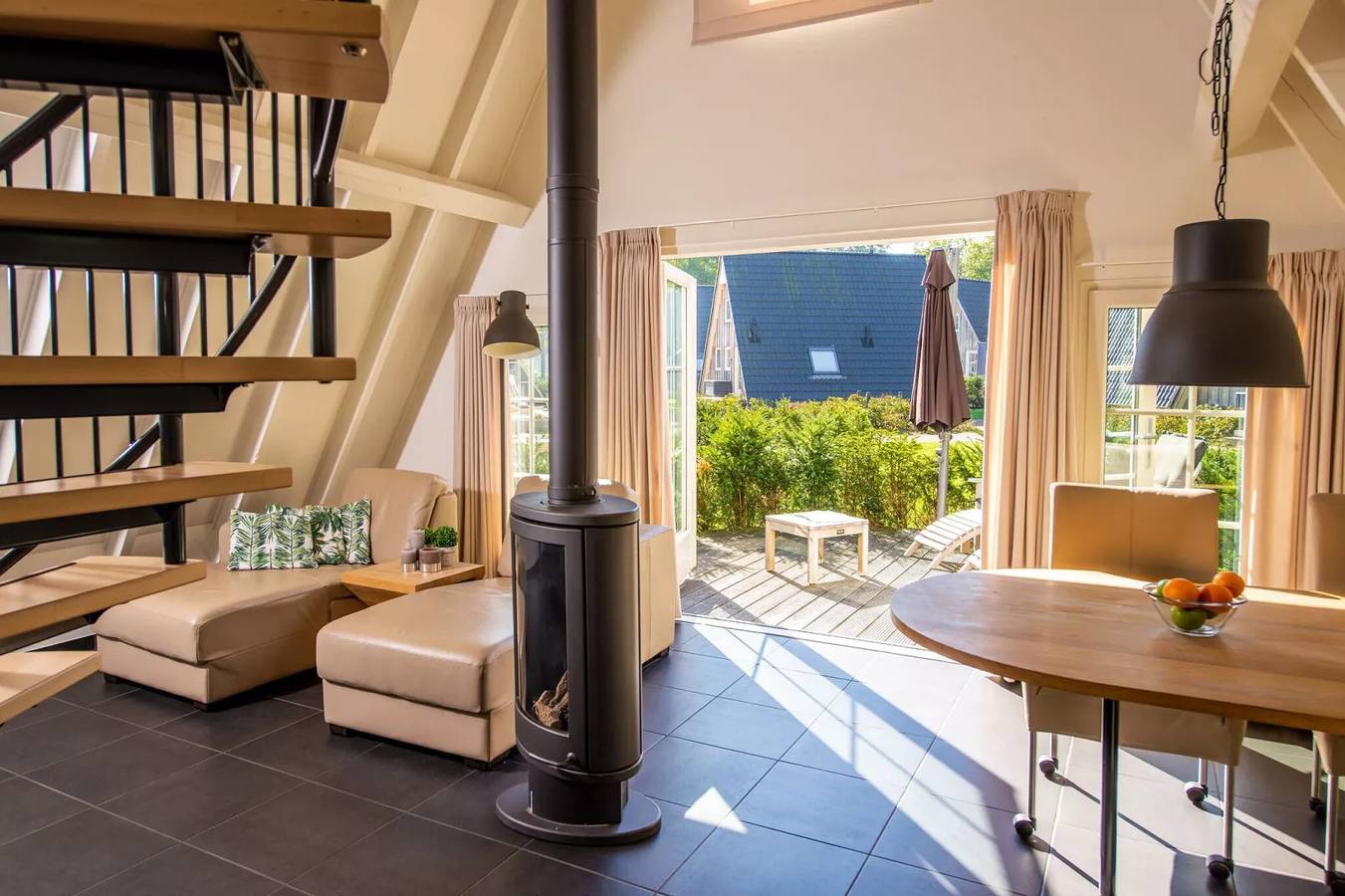 Hof van Salland Parkbeheer B.V. — Wellness-Lodge mit Sauna und Whirlpool | 2 Personen in Hellendoorn, Sallandse Heuvelrug