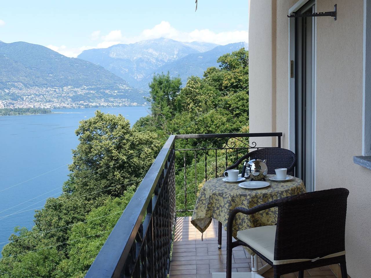 Ganze Wohnung, Vallegione Gerra in Gambarogno, Lago Maggiore (Schweiz)