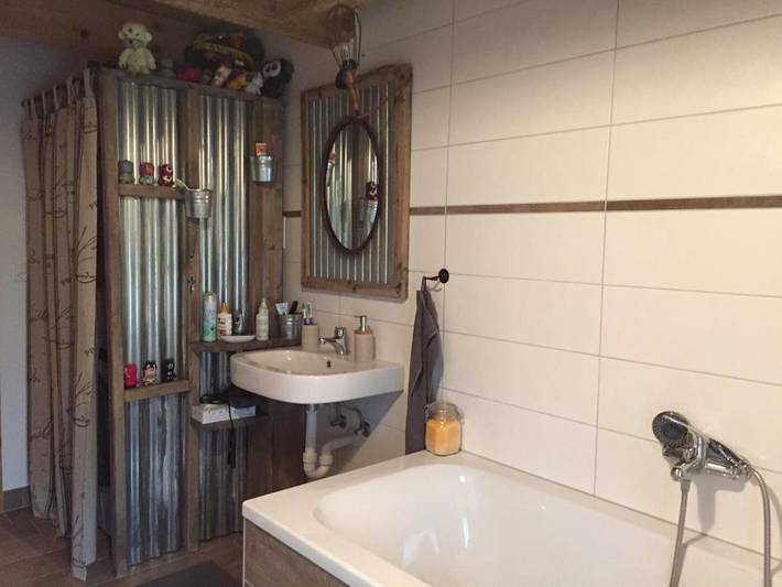 Chambre d’hôte pour 4 personnes, avec jardin ainsi que terrasse et vue, animaux acceptés dans Canton de Neuchâtel - 2