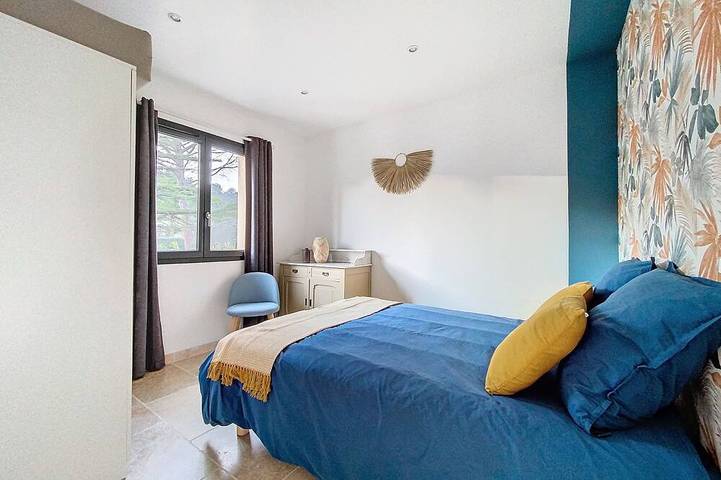 Location de vacances pour 2 personnes, avec piscine ainsi que terrasse et jardin à Sarrians - 2