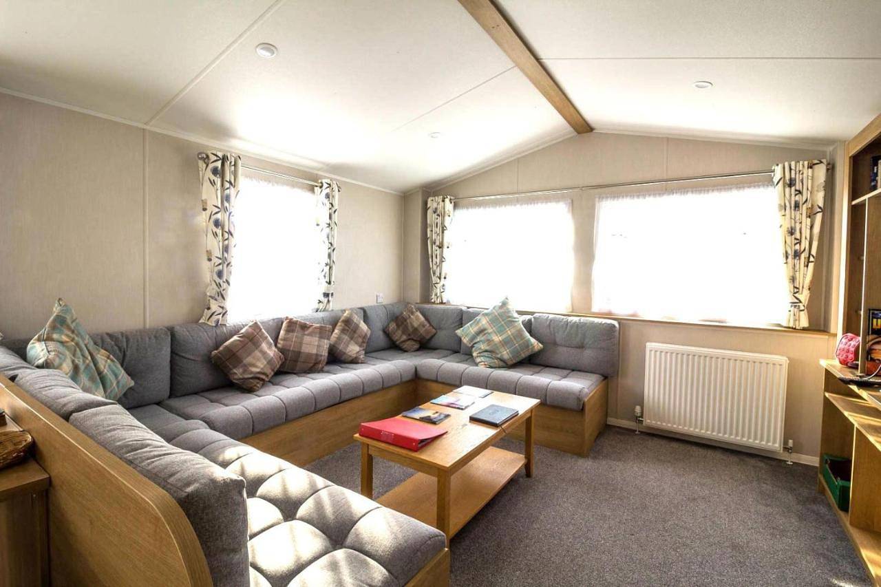 Two-Bedroom Mobile Home in Mersea Island, Colchester