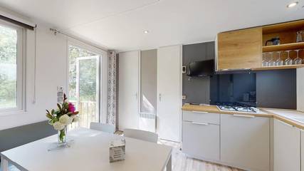 Mobil Home pour 4 Personnes dans Quimper, Région de Quimper, Photo 3