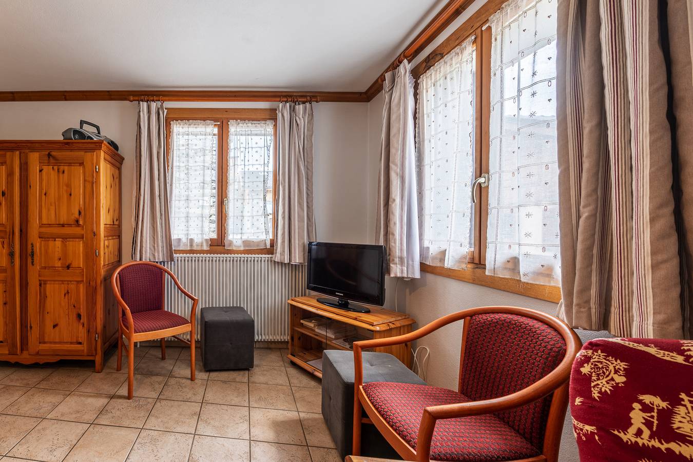 Ganze Wohnung, Ferienwohnung 'Chalet Le Choucas N°1' mit Bergblick und Wi-Fi in Les Menuires, Saint-Martin-de-Belleville