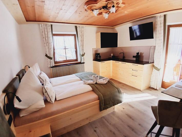 Pension für 2 Personen, mit Ausblick und Terrasse im Stubaital - 4